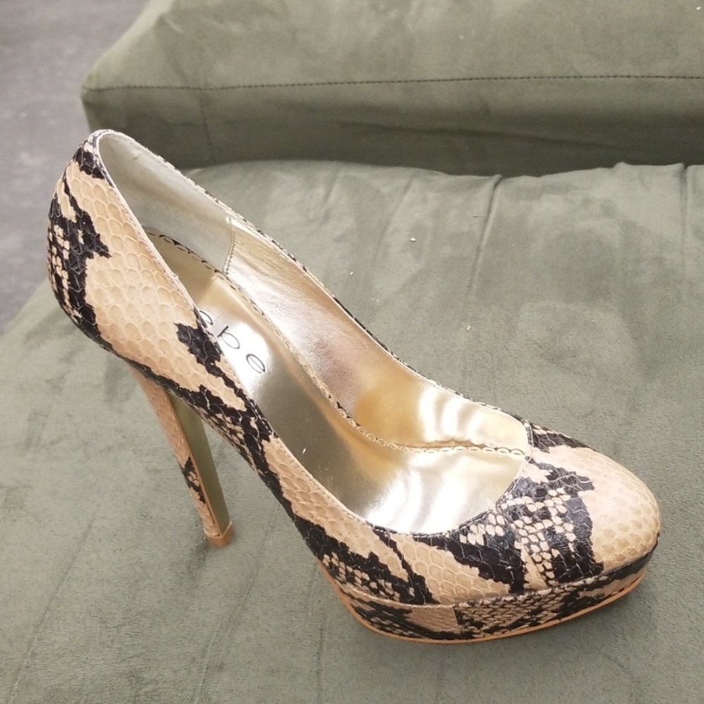 Bebe Python Snake Print Platforms - image 2